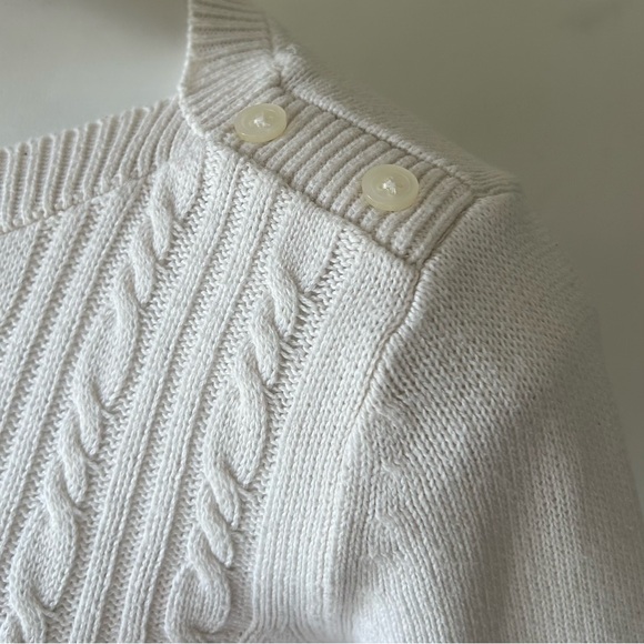 🌼 Banana Republic Cable Knit Button Shoulder Sweater, Ivory S - Picture 4 of 7